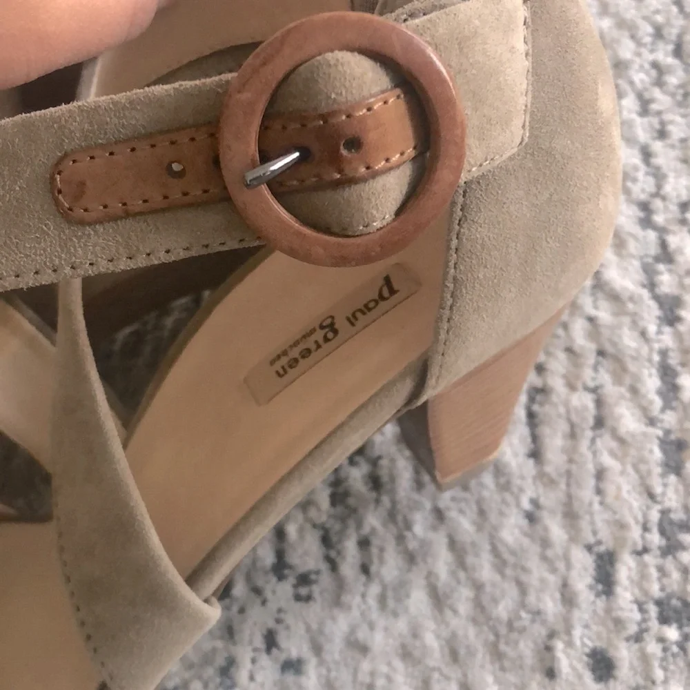 Paul Green Suede Kitten Heel Sandals Wooden Heel Buckle Handmade 6.5
